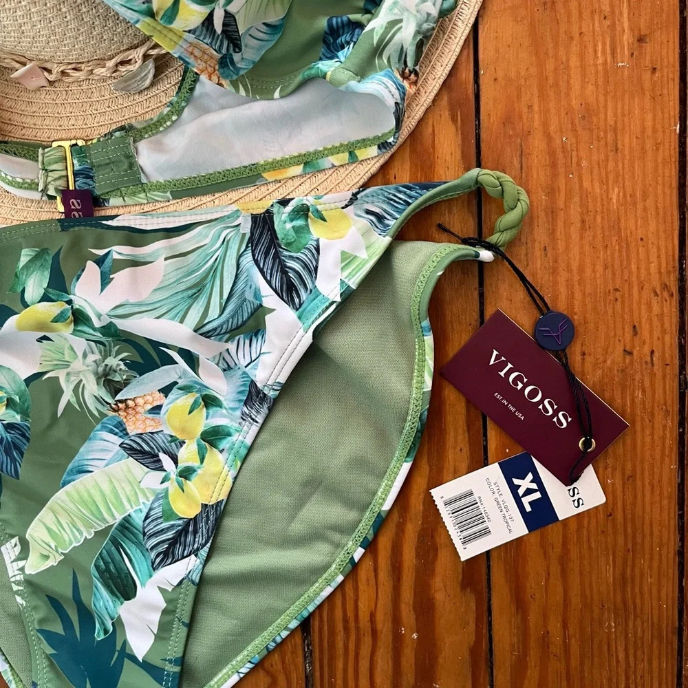 Tropical bikini🌴🌞 - Picture 3 of 3